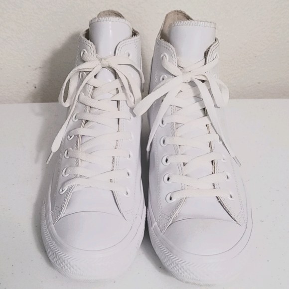 White Converse-Chuck Taylor HI-144746C
